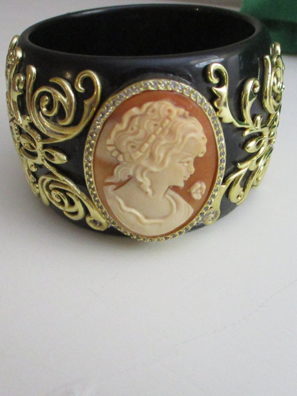 HSN AMEDEO ROCCO BLACK/GOLD CAMEO BANGLE